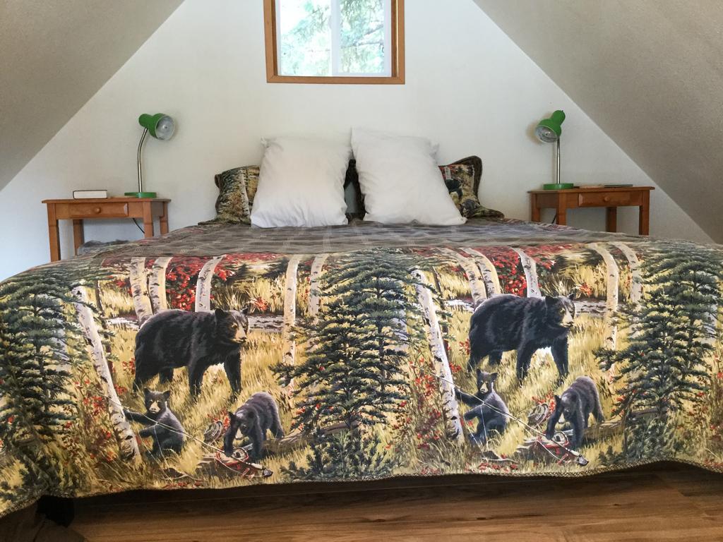 Renfro'S Lakeside Retreat Primrose Екстериор снимка